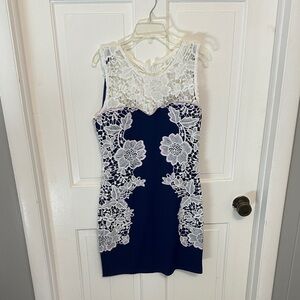 VENUS Navy and White Floral Lace Mini Dress